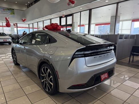 New 2026 Toyota Prius Plug-In Hybrid image 5