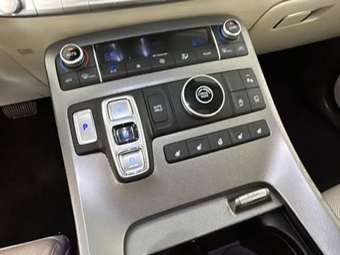 Used 2020 Hyundai Palisade Limited FWD image 21