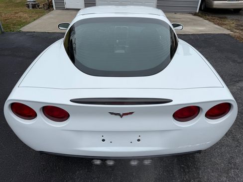 Used 2007 Chevrolet Corvette Coupe w/ Preferred Equipment Group image 10