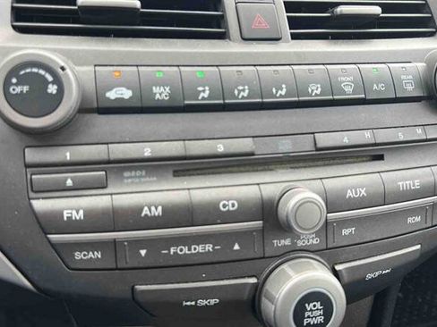 Used 2011 Honda Accord LX-P image 15