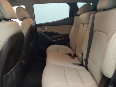 Used 2017 Hyundai Santa Fe Sport image 18