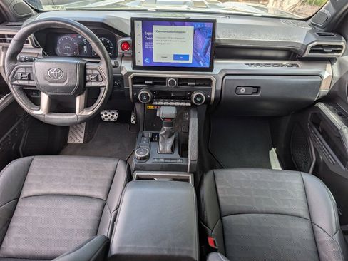 Used 2024 Toyota Tacoma TRD Sport w/ TRD Sport Premium Package RWD image 4