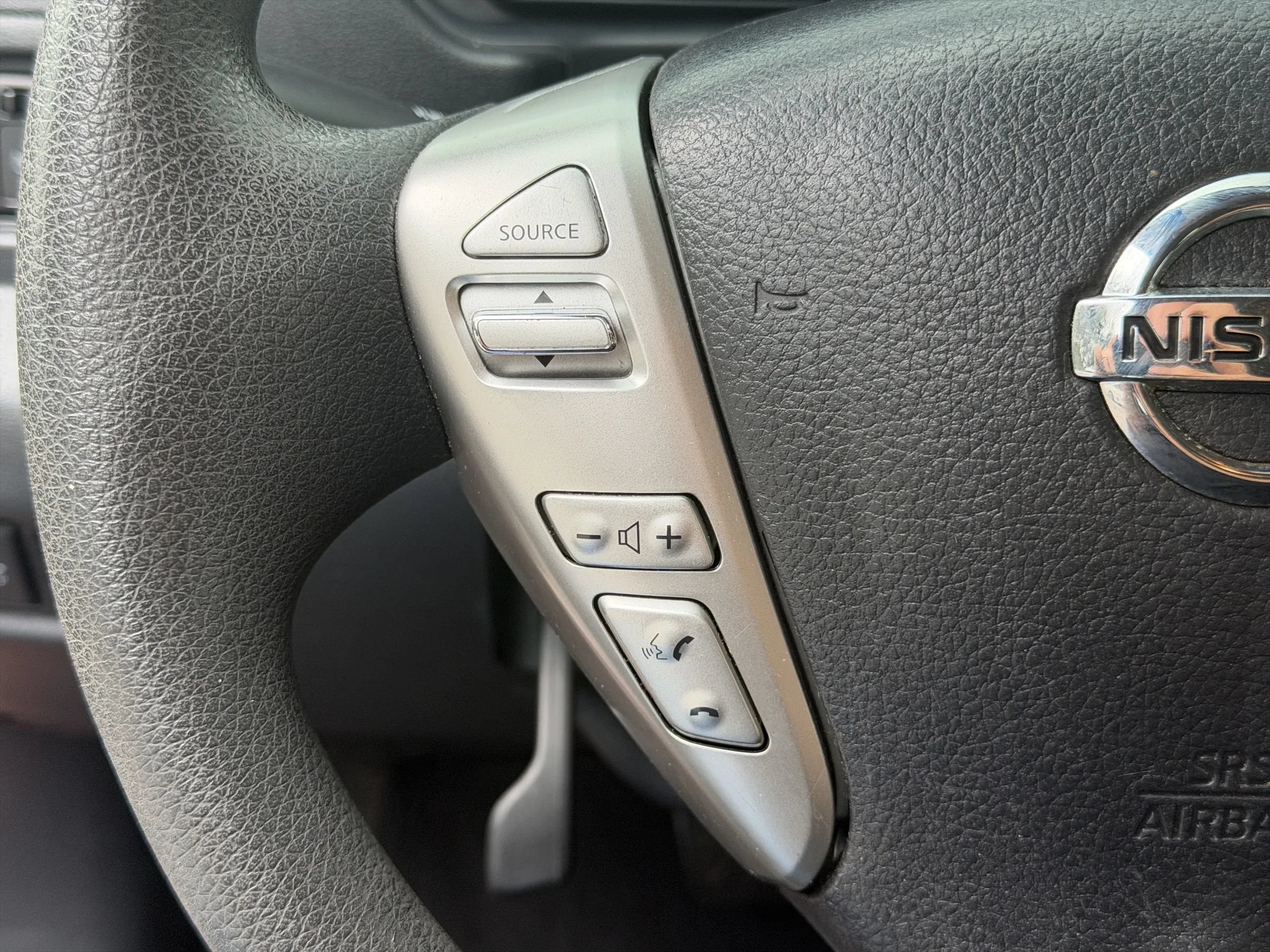 Used 2016 Nissan Versa SV FWD image 26