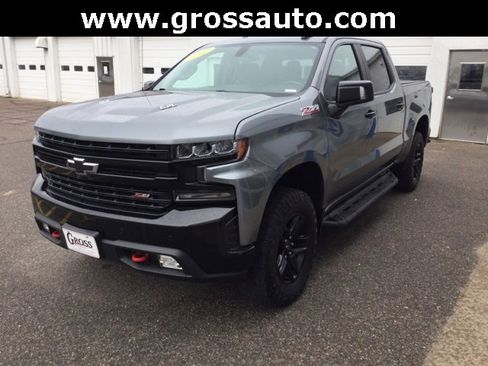 Used 2020 Chevrolet Silverado 1500 LT Trail Boss image 4