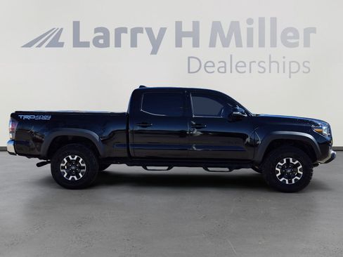 Used 2023 Toyota Tacoma TRD Off-Road w/ Black Out Package (TMS) image 6