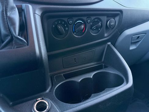Used 2018 Ford Transit 150 XLT image 22