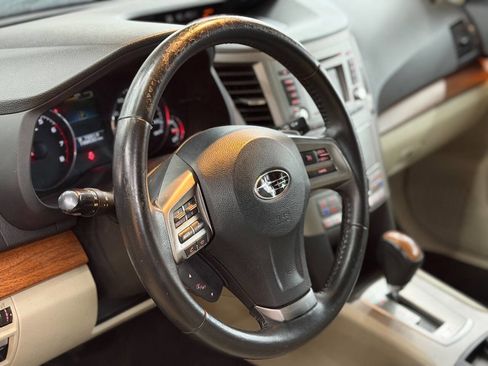 Used 2013 Subaru Outback 2.5i Limited w/ Popular Pkg 3 image 5