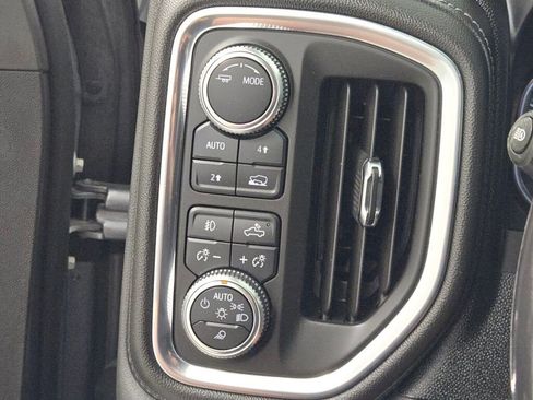 Used 2020 GMC Sierra 1500 SLT w/ SLT Premium Plus Package image 29