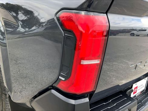 Used 2024 Toyota Tacoma SR image 28