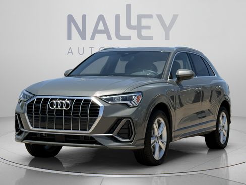Used 2024 Audi Q3 2.0T Premium w/ Convenience Package AWD/4WD image 2