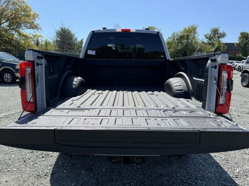 New 2026 Ford F250 Platinum image 26