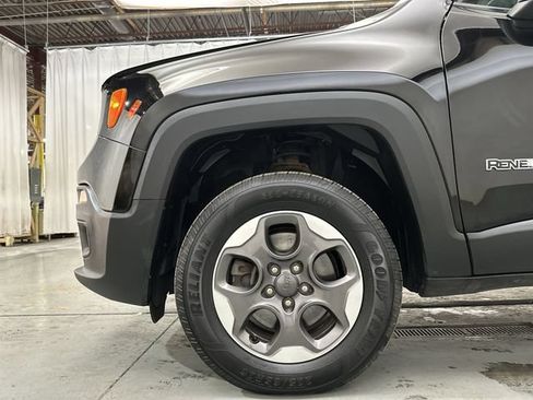Used 2017 Jeep Renegade Sport w/ Power & Air Group AWD/4WD image 21