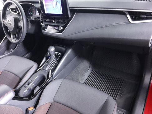 Used 2025 Toyota Corolla SE FWD image 35