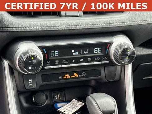 Used 2025 Toyota RAV4 XLE image 21