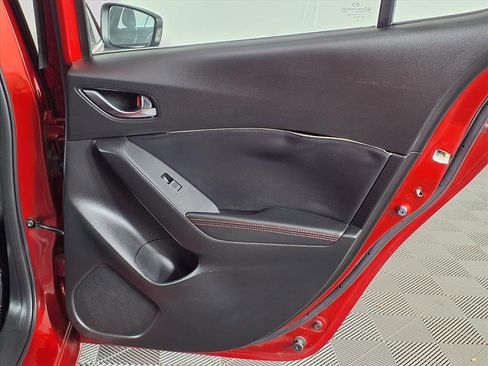 Used 2015 MAZDA MAZDA3 s Grand Touring image 10