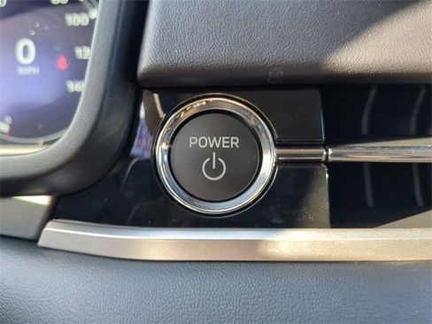 New 2025 Mitsubishi Outlander SEL image 36