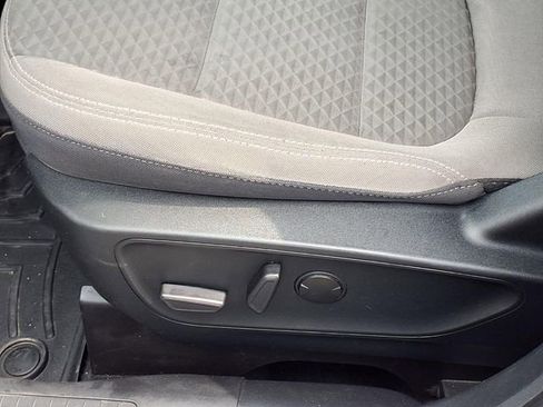 Used 2022 Ford Escape SE w/ Convenience Package AWD/4WD image 4