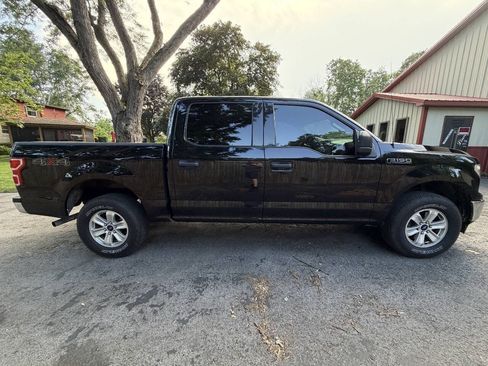 Used 2018 Ford F150 XLT AWD/4WD image 3