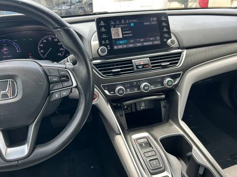 Used 2020 Honda Accord EX-L image 18