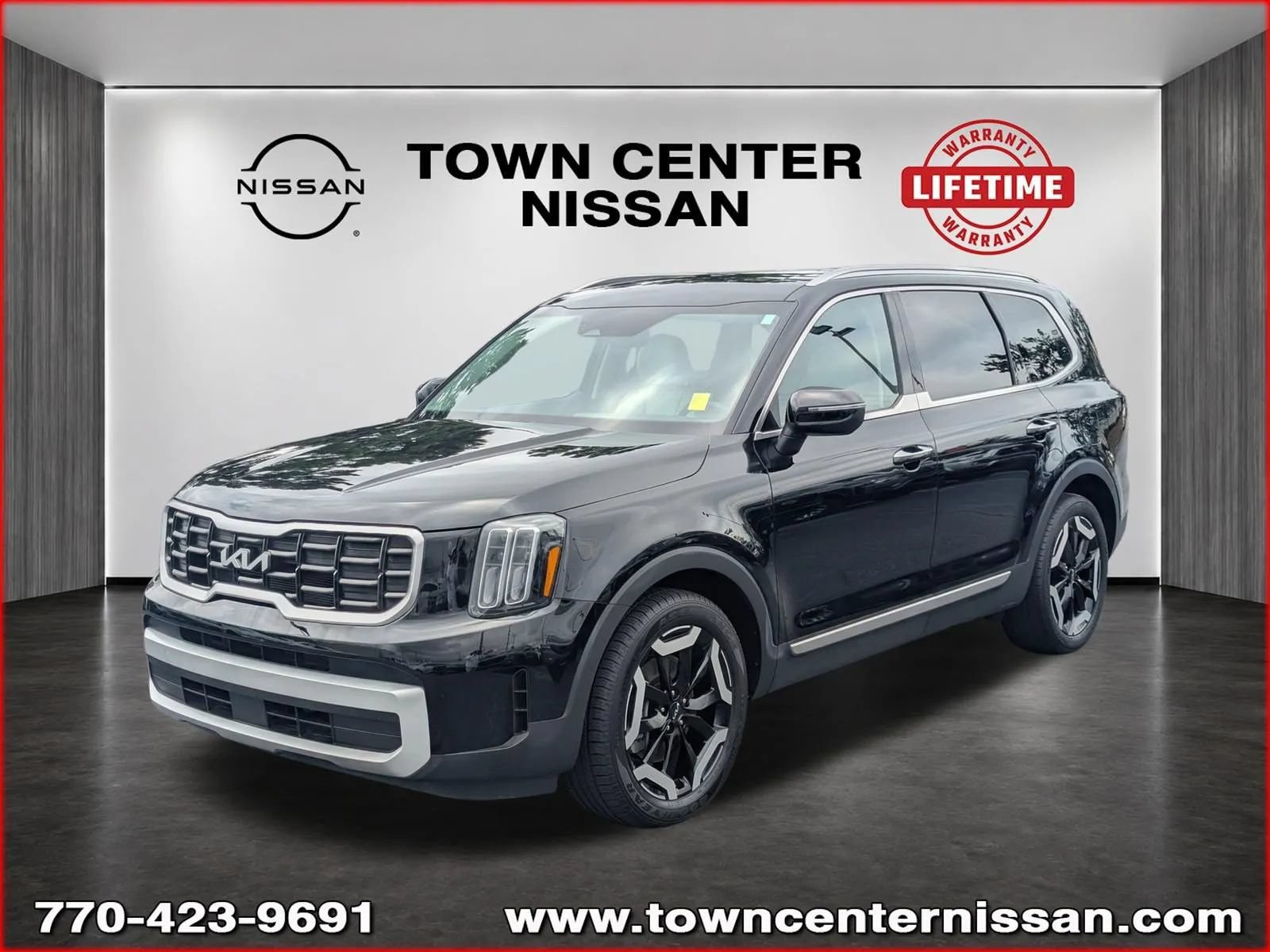 Used 2024 Kia Telluride S w/ S Sunroof Package FWD image 3