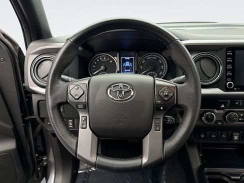 Used 2022 Toyota Tacoma TRD Pro image 12
