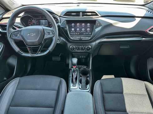 Used 2023 Chevrolet TrailBlazer RS w/ Convenience Package AWD/4WD image 10