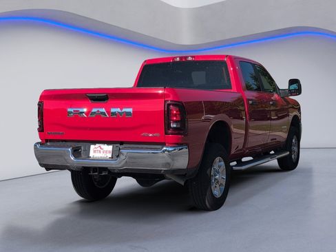 Used 2026 RAM 2500 Big Horn AWD/4WD image 5