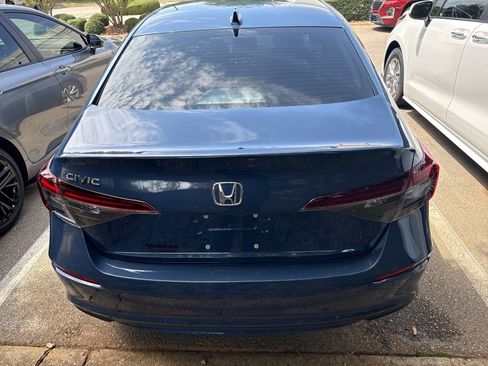 Used 2025 Honda Civic LX image 8