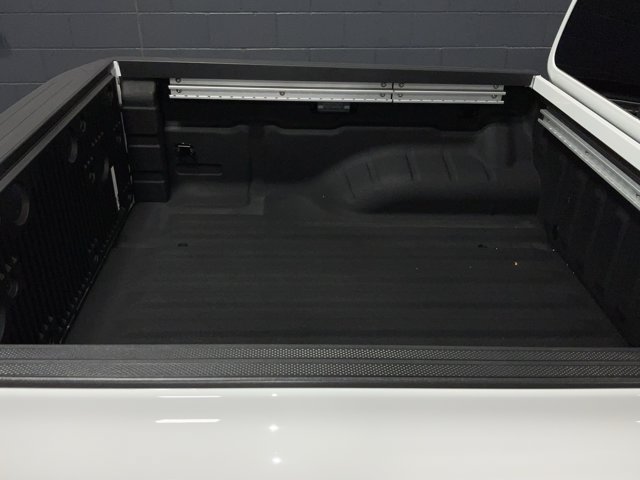Used 2023 Nissan Frontier PRO-4X w/ Pro Convenience Package AWD/4WD image 13