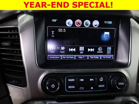 Used 2018 Chevrolet Suburban LT image 15