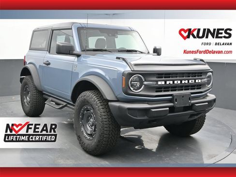 Used 2025 Ford Bronco 2-Door w/ Sasquatch Package AWD/4WD image 1