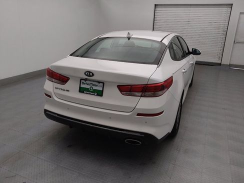 Used 2020 Kia Optima LX image 7