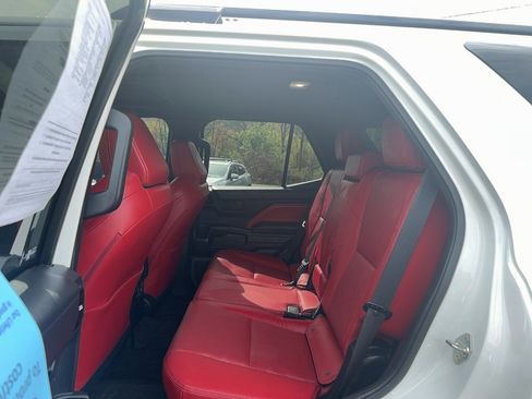 Used 2025 Toyota 4Runner TRD Pro AWD/4WD image 10