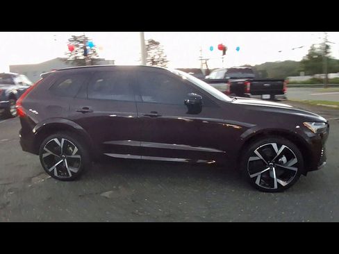 Used 2026 Volvo XC60 B5 Ultra w/ Climate Package AWD/4WD image 9