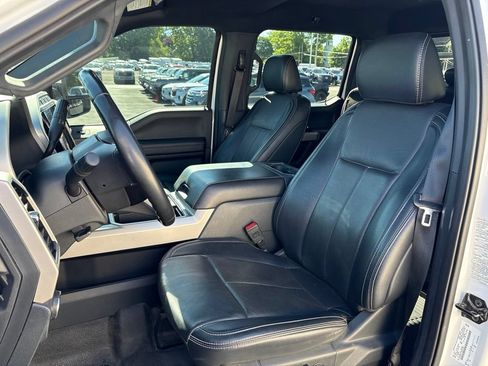 Used 2022 Ford F550 4x4 Crew Cab Super Duty image 4
