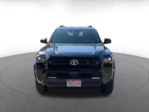 Used 2025 Toyota 4Runner SR5 image 4