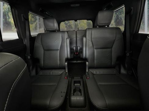 Used 2024 Lexus GX 550 w/ Cold Area Package AWD/4WD image 34