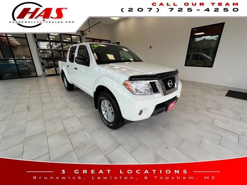 Used 2020 Nissan Frontier SV AWD/4WD image 8