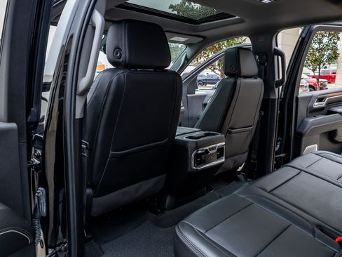 Used 2024 GMC Sierra 2500 Denali w/ Denali Reserve Package image 32