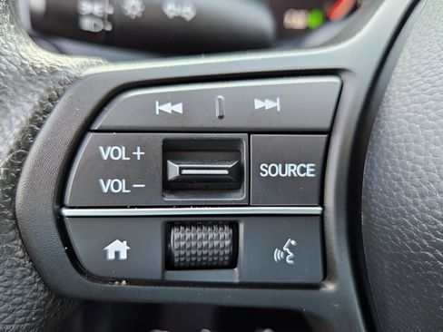 Certified 2023 Honda HR-V LX image 17