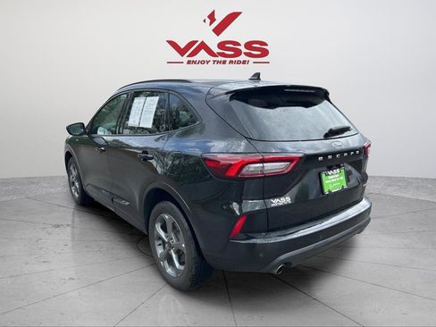 Used 2023 Ford Escape ST-Line w/ Tech Pack #1 image 3