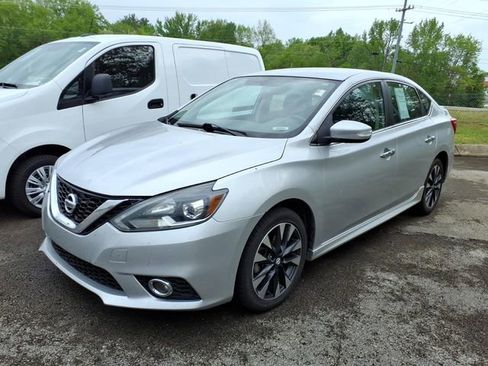 Used 2016 Nissan Sentra SR w/ Driver's Assist Package image 3