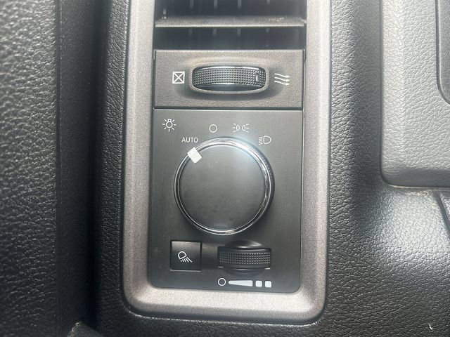 Used 2014 RAM 1500 Tradesman w/ Popular Equipment Group AWD/4WD image 33