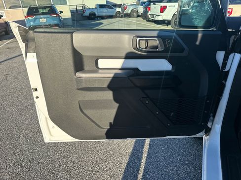 Used 2023 Ford Bronco Big Bend image 10