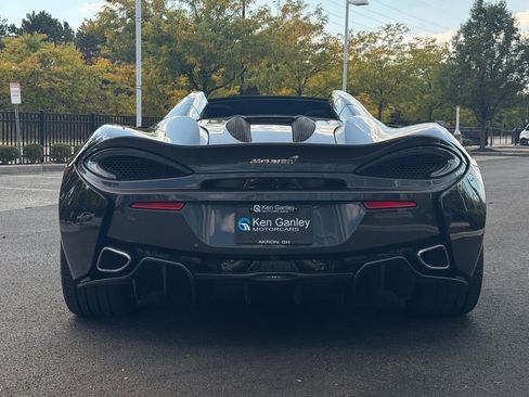 Used 2019 McLaren 570S Spider RWD image 6