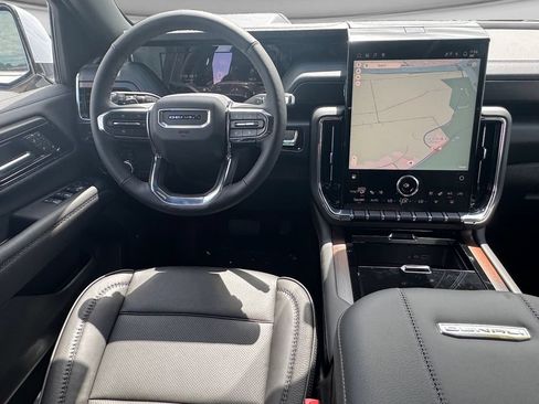 New 2026 GMC Yukon Denali AWD/4WD image 17