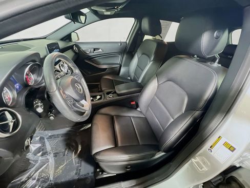 Used 2018 Mercedes-Benz GLA 250 4MATIC image 18