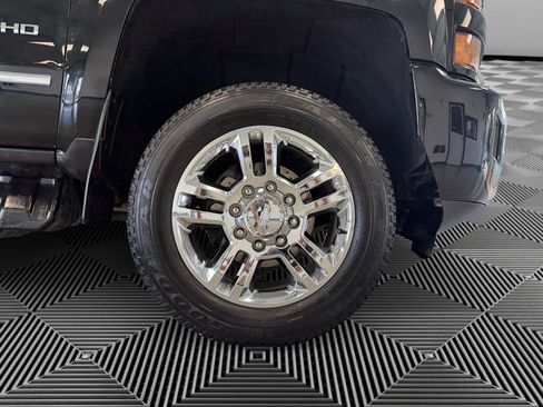 Used 2017 Chevrolet Silverado 2500 LTZ w/ Duramax Plus Package AWD/4WD image 10