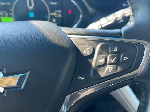 Used 2020 Chevrolet Bolt Premier w/ Infotainment Package FWD image 26