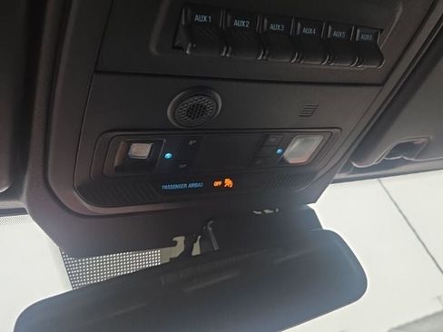 Used 2024 Ford Bronco Badlands image 23